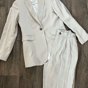 Zara Cream women’s suit set